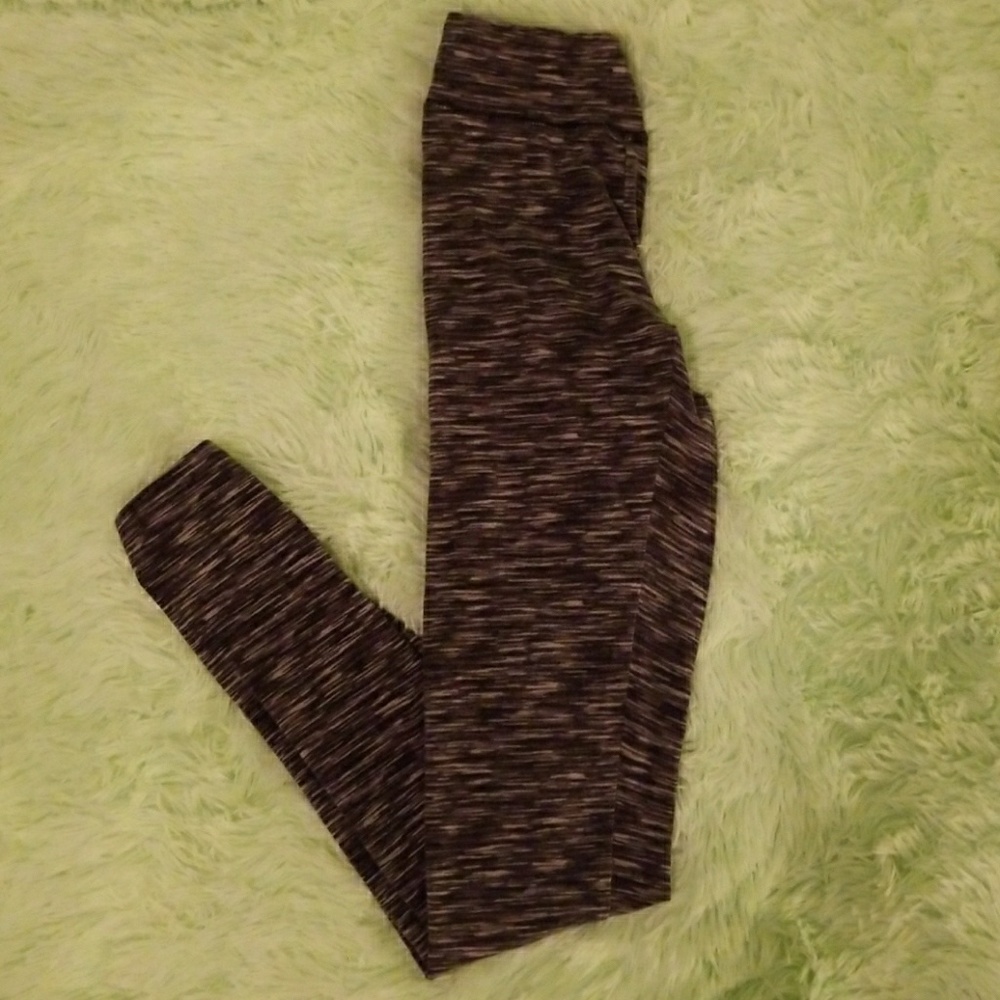 SOLD Heather leggings